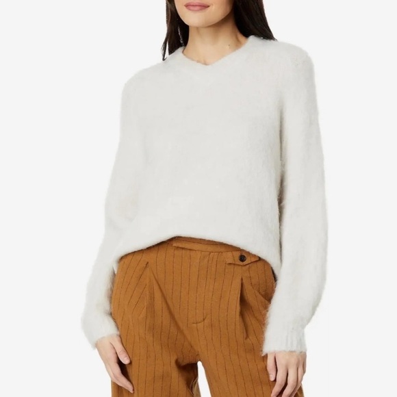 Madewell Brushed V-Neck Sweater - Picture 1 of 9